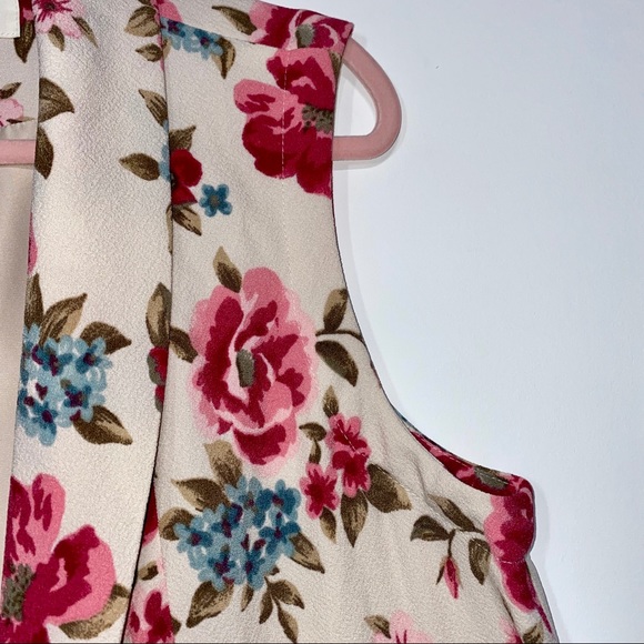 Daniel Rainn Floral Print Vest - Picture 5 of 8
